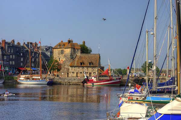 Liutenance en el Vieux Bassin de Honfleur